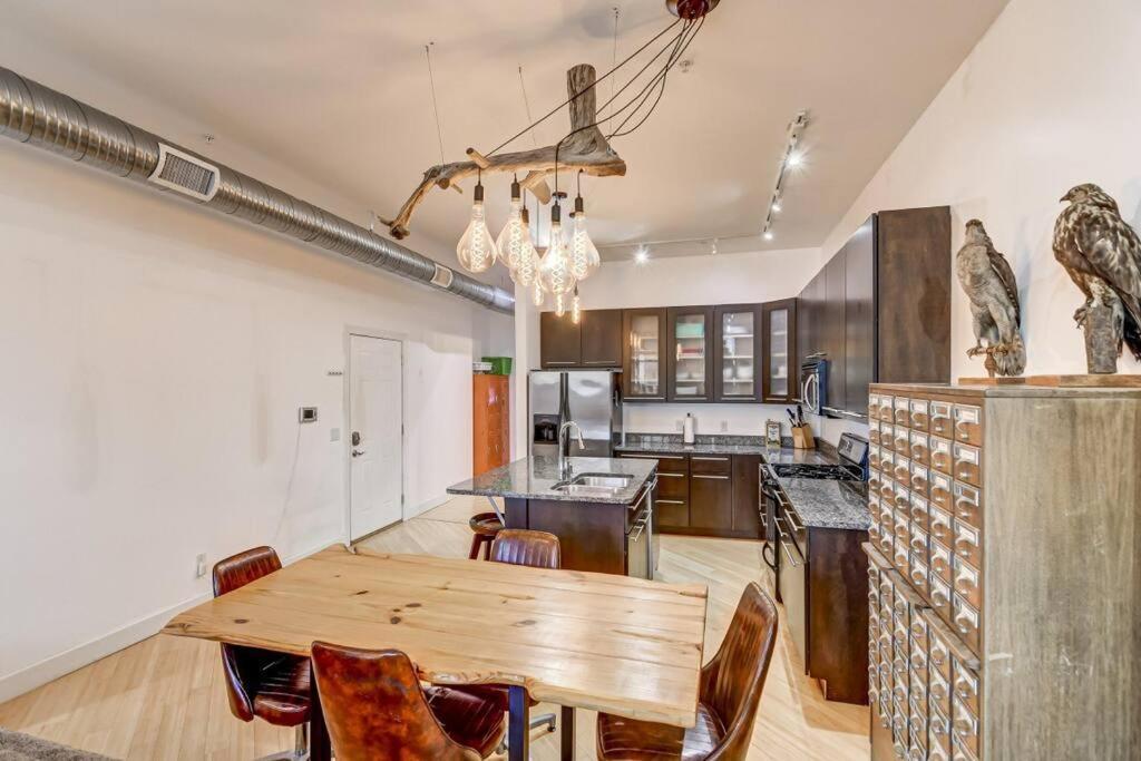 Lovely 2-Bedroom Unit In Springfield Exterior photo